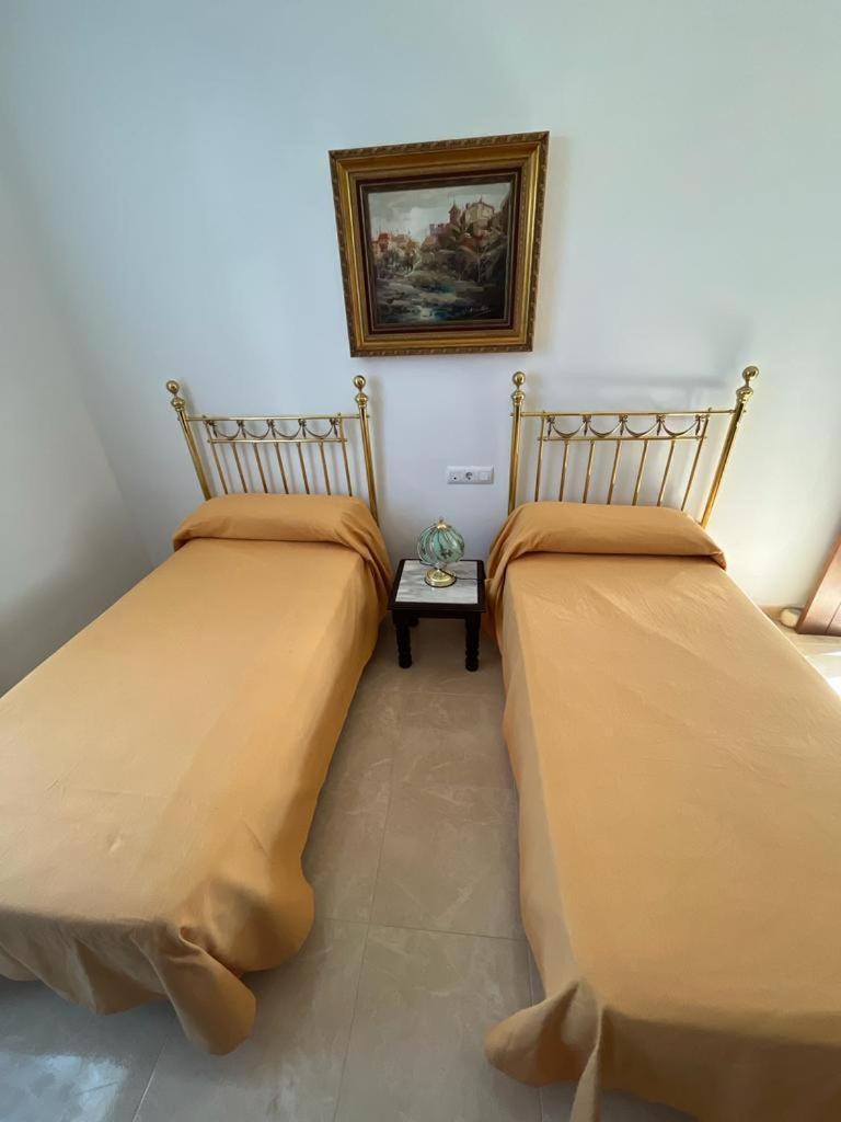 Alyana Hostel Cordoba Luaran gambar