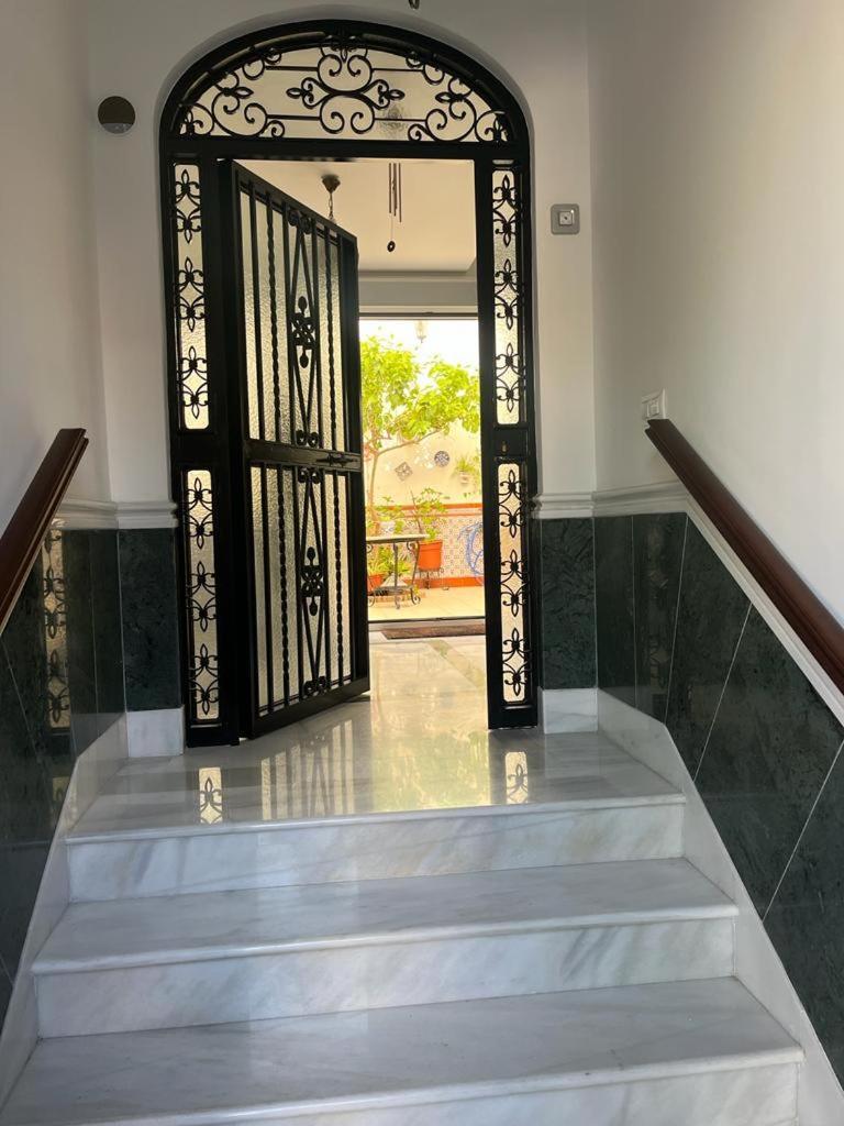 Alyana Hostel Cordoba Luaran gambar